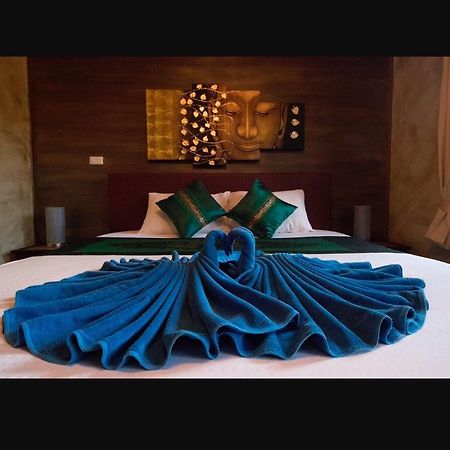 Royal Chang Of Siam Boutique Resort Rawai Buitenkant foto